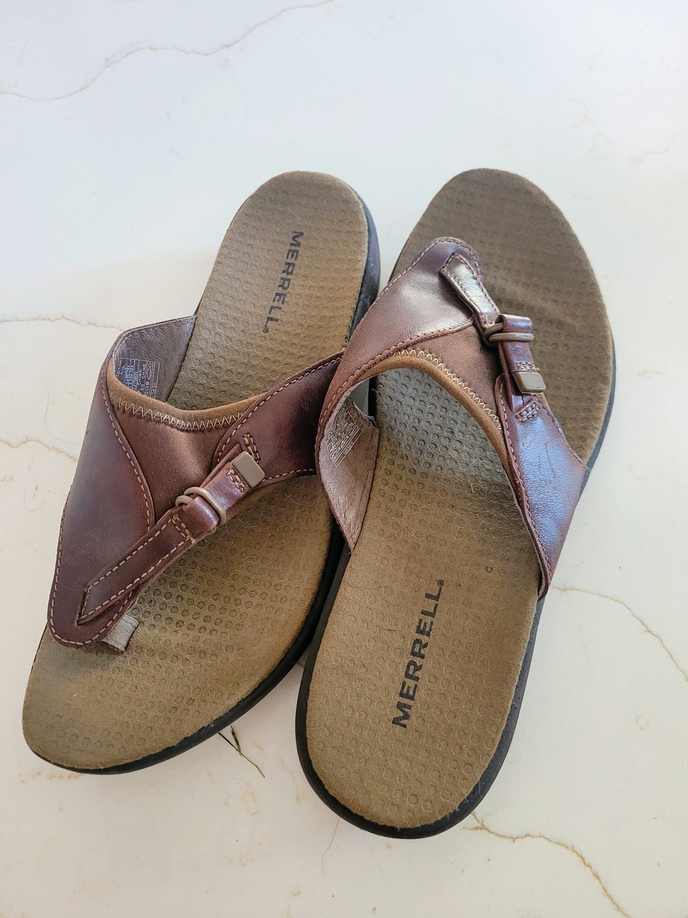 Merrell Womens Size 7 Leather Sandals